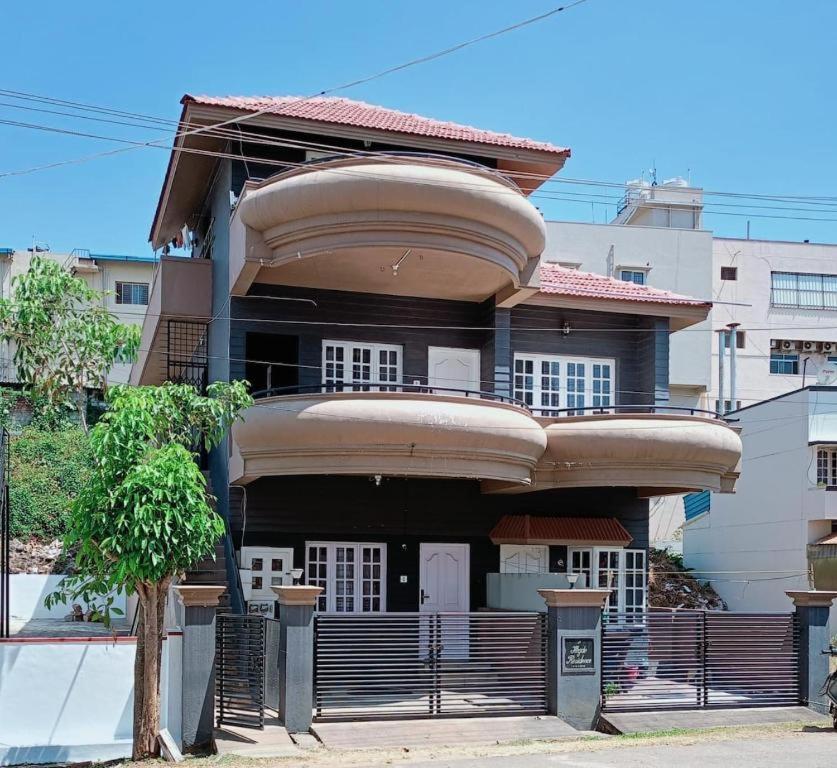 Hegde Residency Villa Chikmagalur Exterior photo